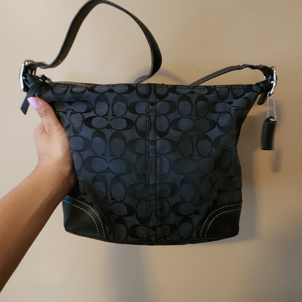 Coach Medium Shoulder bag in Black
